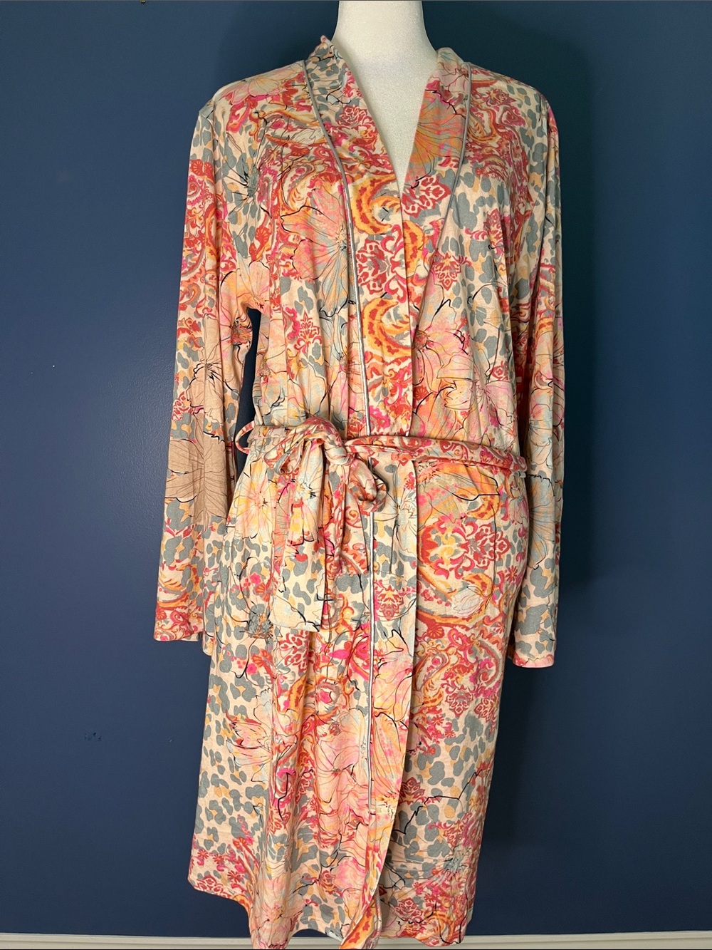 Johnny Was: Pink, Peach & Gray Floral Wrap-front robe with belt sz S side pocket